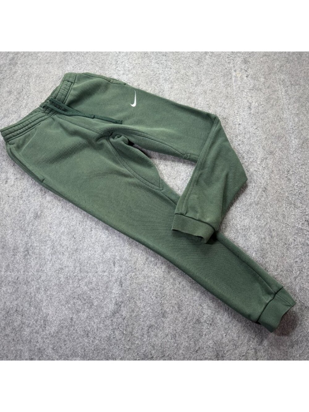 Nike Joggers Men S Green Club Fleece Tapered Cuffed Sweatpants 29" 826431 b184